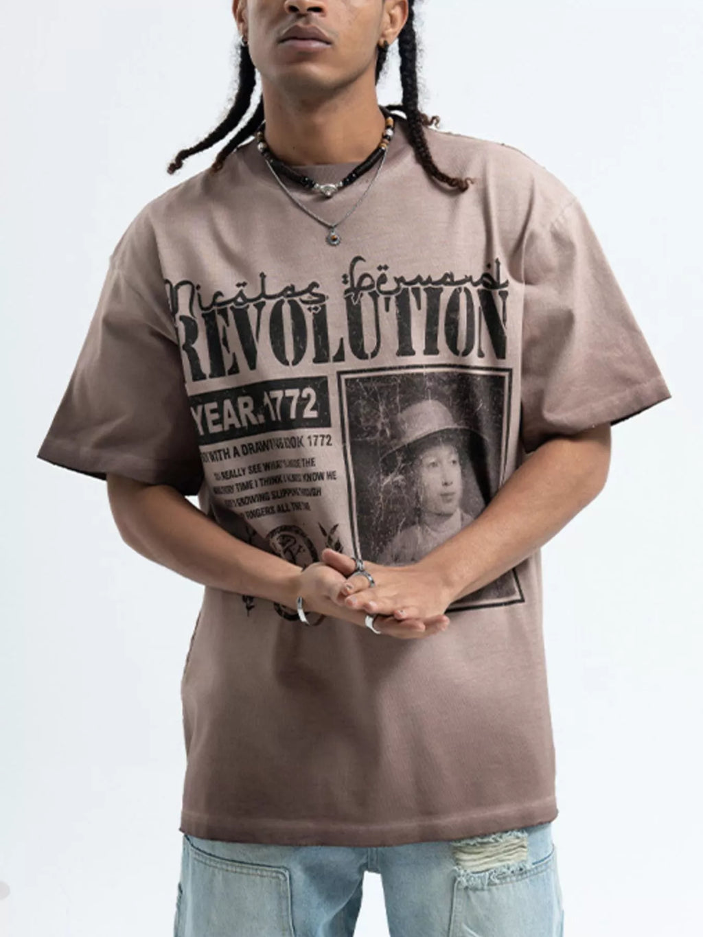 “Men’s oversized letter graphic T‑shirt in casual streetwear style”